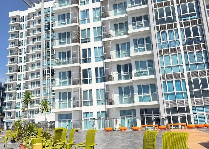 Cozy Family At The Mactan Newtown By A&c Apartment Punta Engano (Mactan)