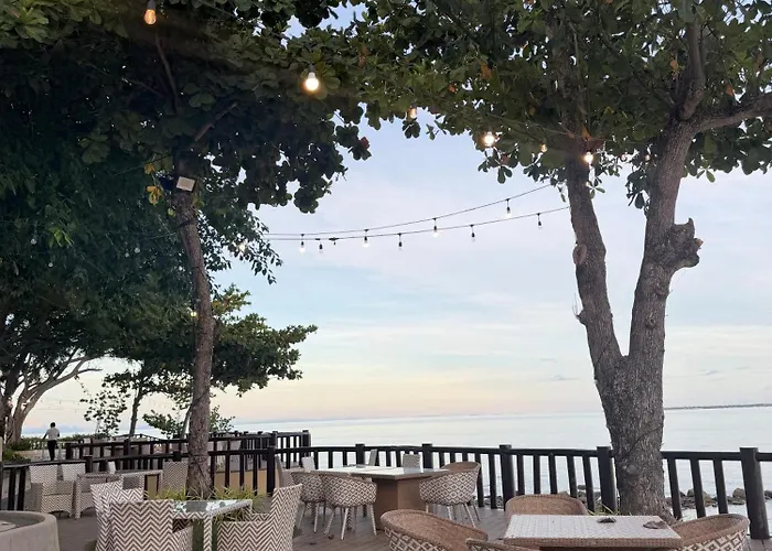 Cozy Family At The Mactan Newtown By A&c